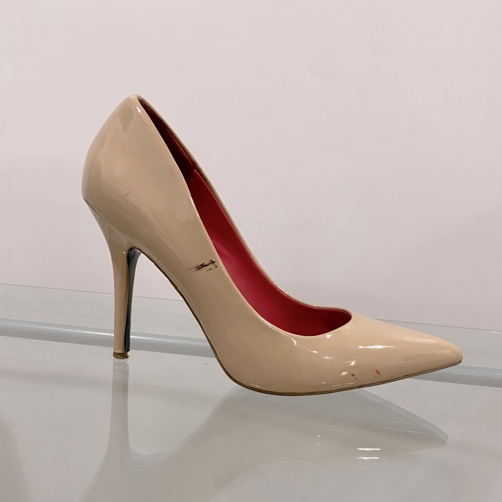 Charles Jourdain, Patent leather beige 4 inch heels
